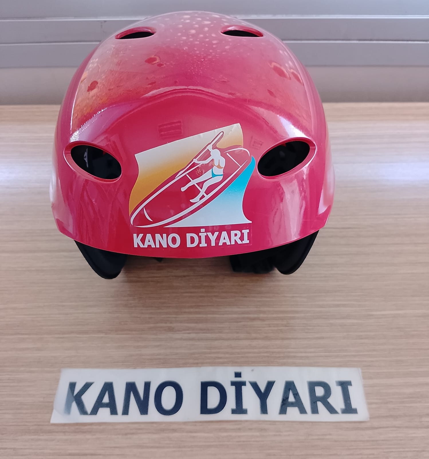 rafting ve Slalom Kanolar için Kask